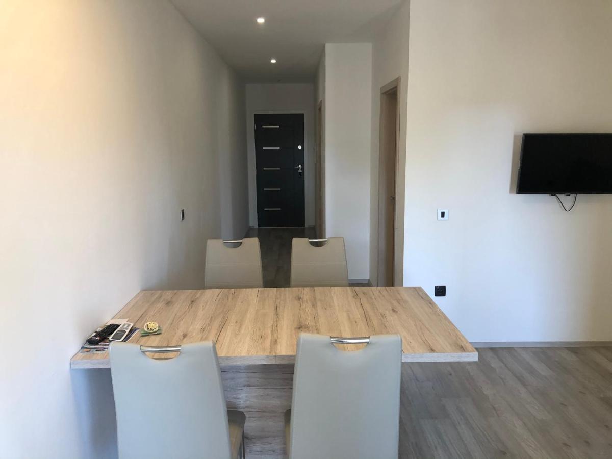 Apartmani Bm Biograd Na Moru Zewnętrze zdjęcie