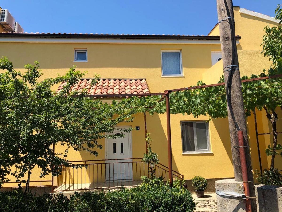 Apartmani Bm Biograd Na Moru Zewnętrze zdjęcie