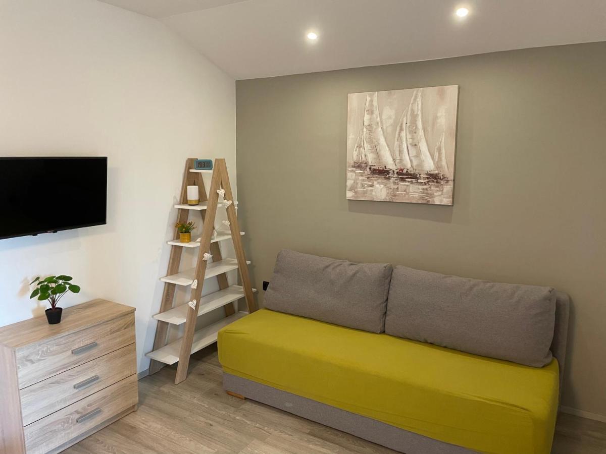 Apartmani Bm Biograd Na Moru Zewnętrze zdjęcie